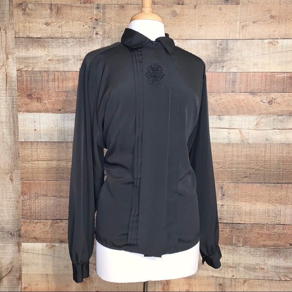 Yves St. Clair L | Classic Long Sleeve Button Down